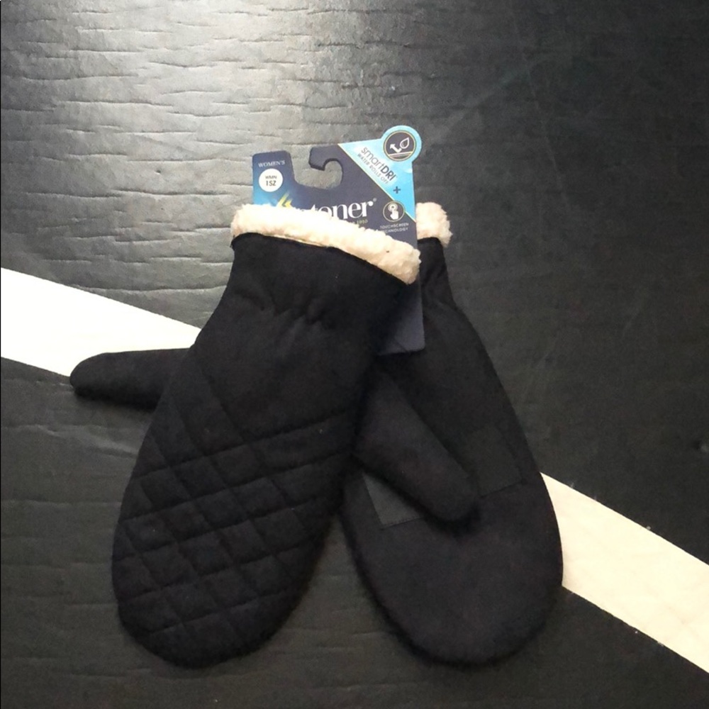 Isotoner mittens (women’s)